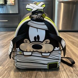 NWT! Disney Loungefly Halloween Mummy Goofy Glow In The Dark!